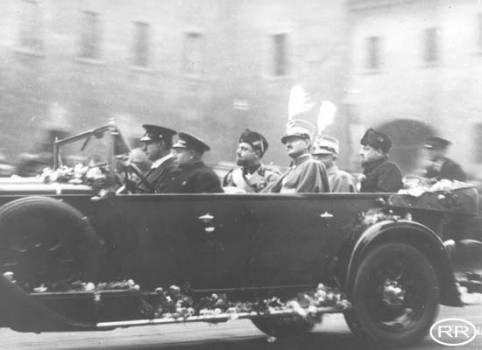 Italy’s Fascist Jews: Insights on an Unusual Scenario