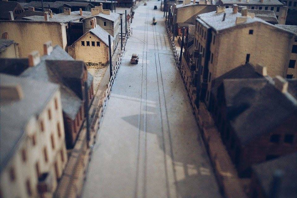 Fig. 6: Model of Litzmannstadt-Ghetto, detail. Photograph by Zofia Trębacz (Radegast Station Museum)

